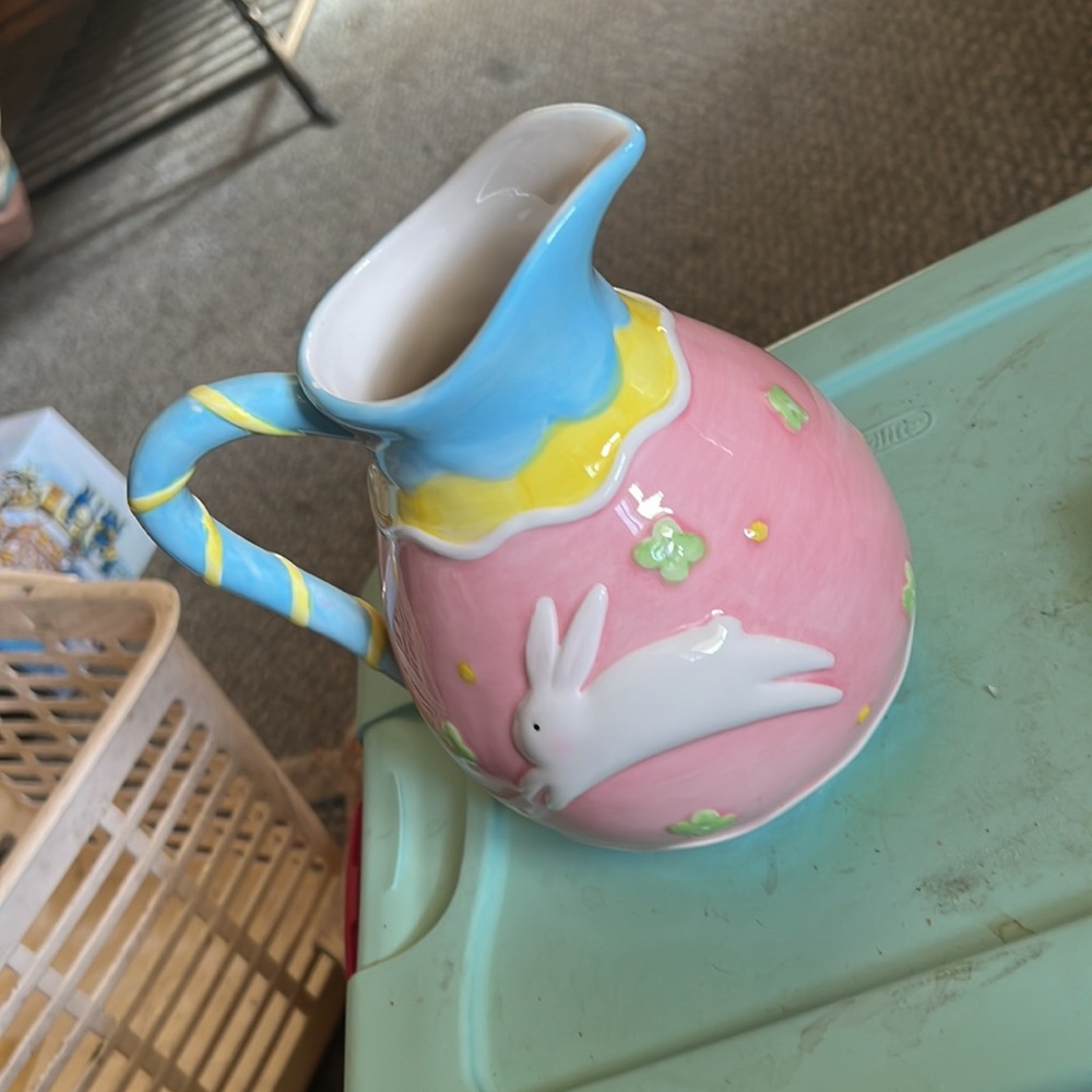 Pitcher - Picture 3 of 3
